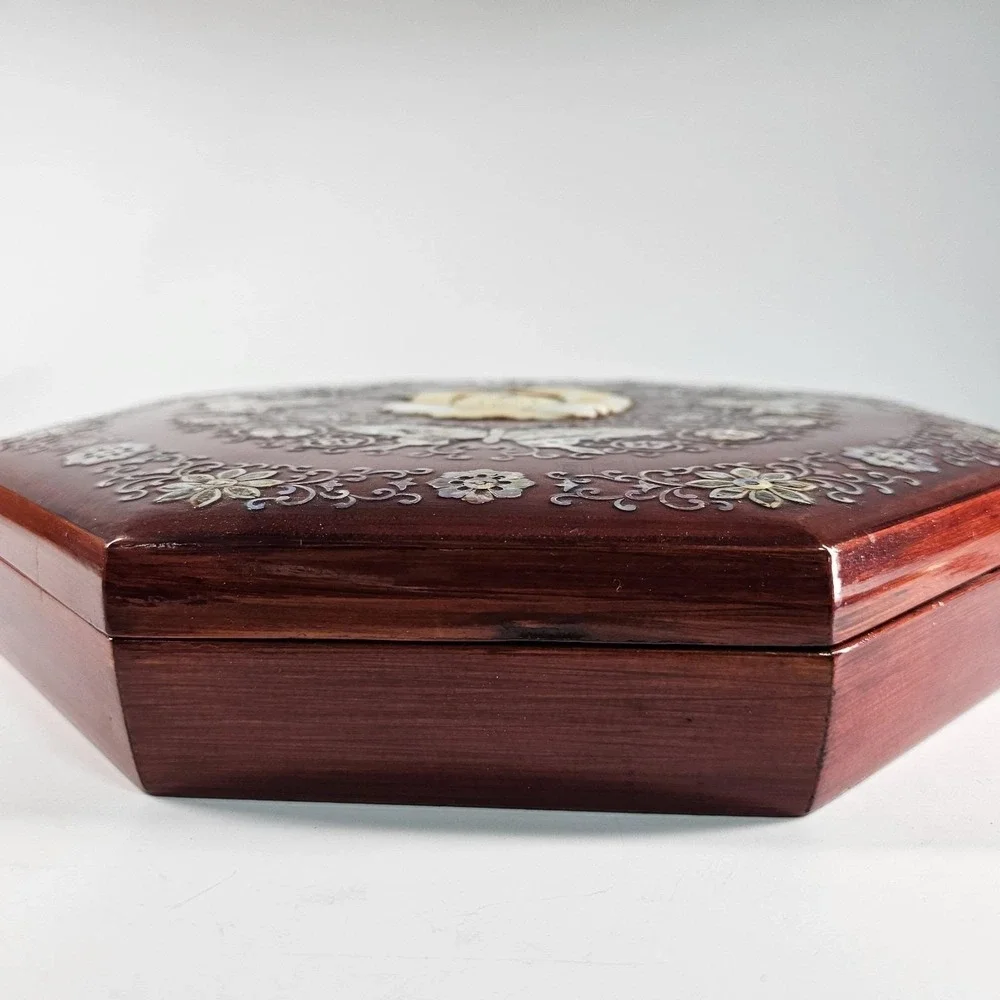 Antique China Mother of Pearl Inlay Lacquer Wooden Octagon Jewelry Bento Box